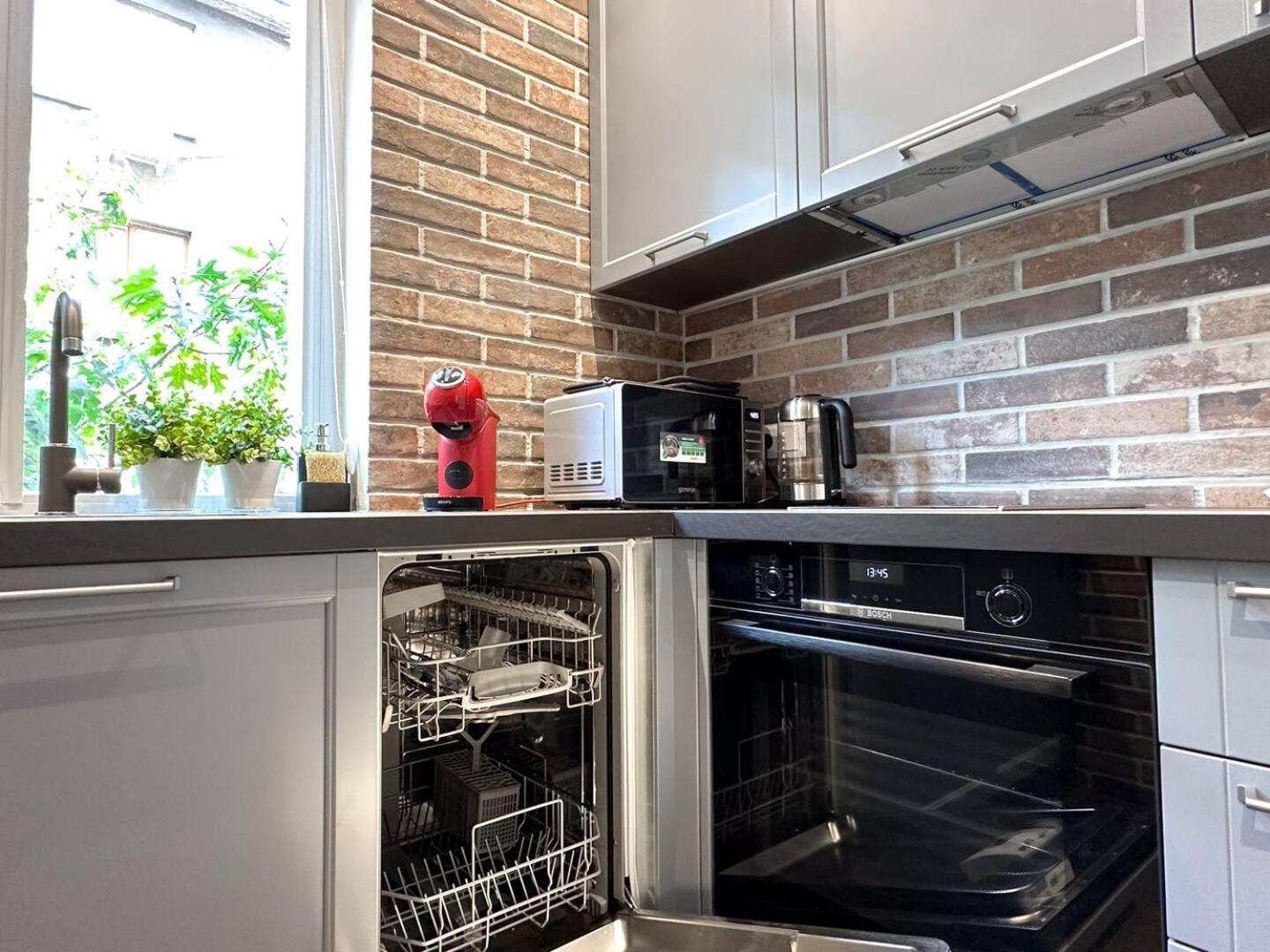Apartemen 10 In Location Fully Equipped