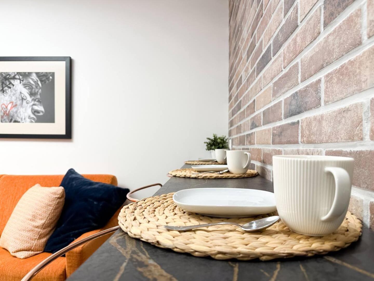 Apartemen 10 In Location Fully Equipped *