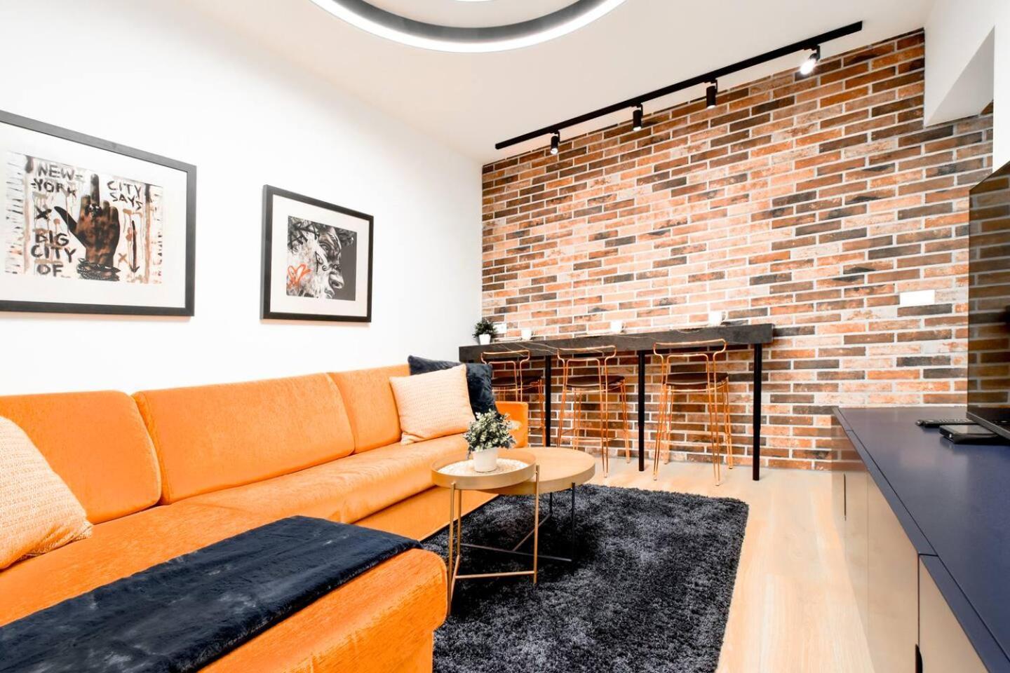 Apartemen 10 In Location Fully Equipped